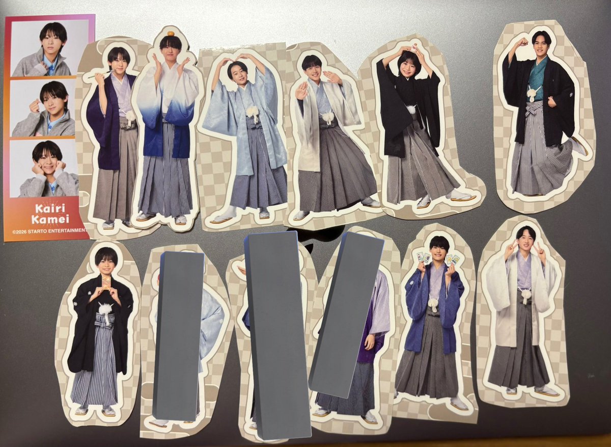 sxxilal's tweet photo. 関西ジュニア「大阪松竹座さよなら公演 epilogue 〜ありがとう松竹座〜｣  ステッカー
交換して頂ける方を探しております

【求】嵜本 or 野田 or真弓 
【譲】岡野、元重、上垣

3/14.3/18 松竹座or大阪駅で交換可能です

あけおめステッカー、サマバケトレカ交換可 https://t.co/R7kDaBbSap