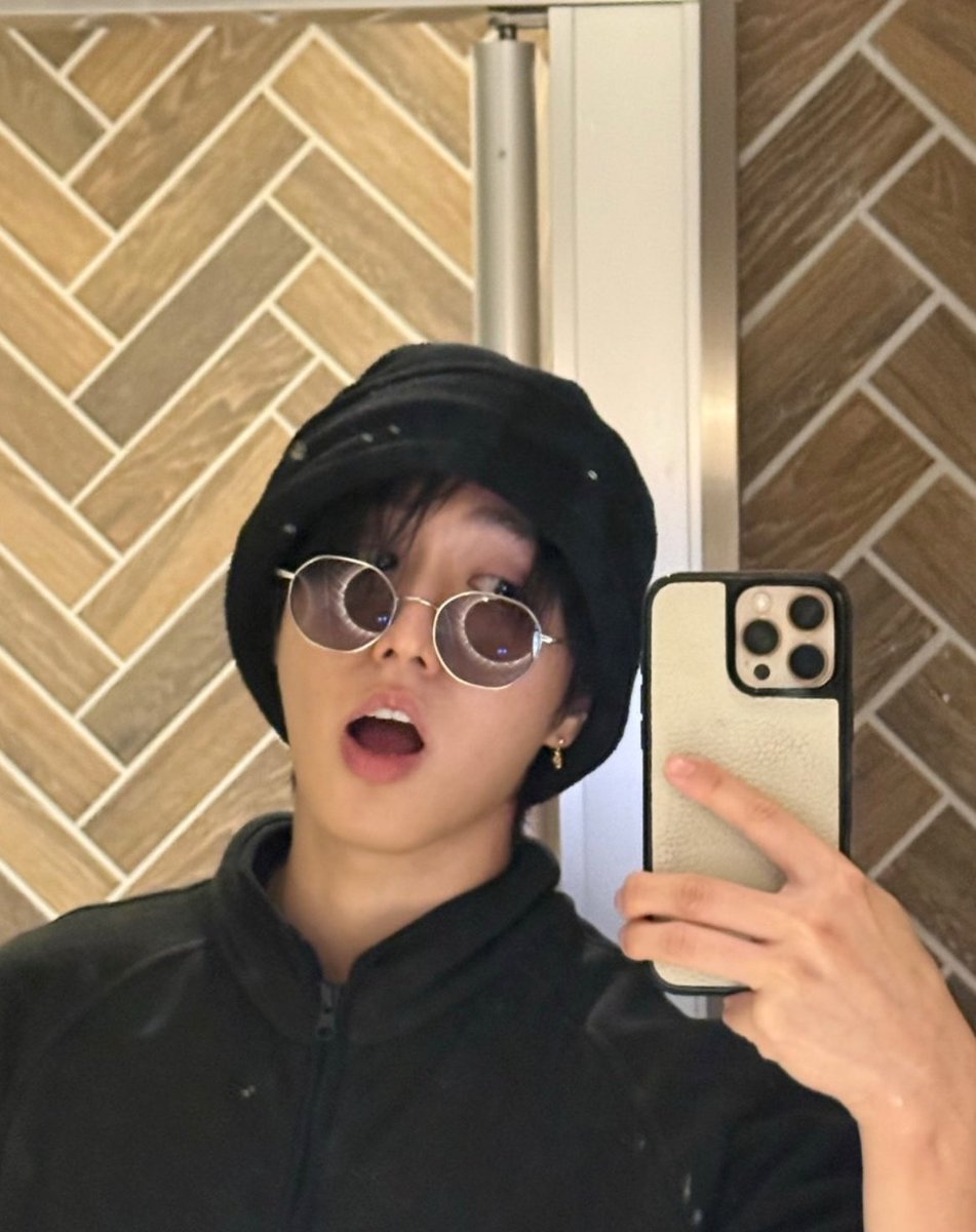 Marti⁷🌸🤍 tweet media