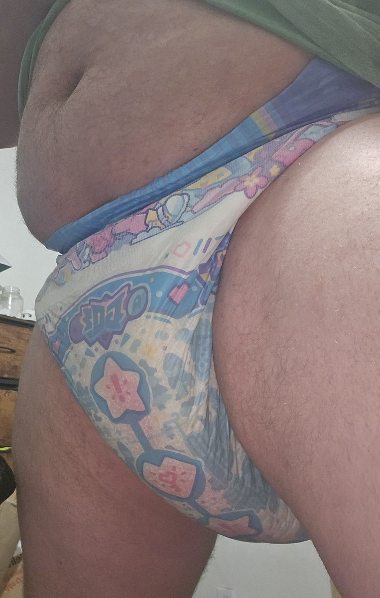 Hazels Padded Buns tweet media