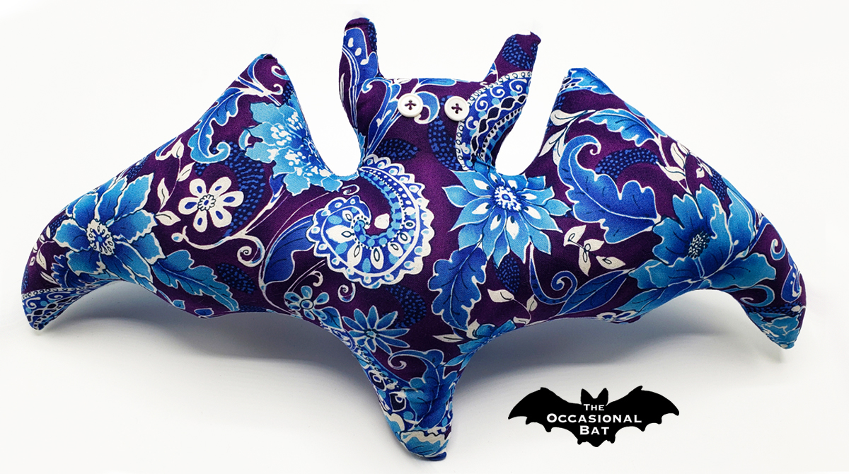 OccasionalBat's tweet image. Have you ever noticed how blue flowers seem to carry a hint of mystery? Their unique hues can transform any garden into a captivating wonderland. What’s your favorite? #BlueFlowers #GardenMagic #NatureLovers #TheOccasionalBat #Handmade #BatShapedPillow 🔵 theoccasionalbat.etsy.com/listing/171969…