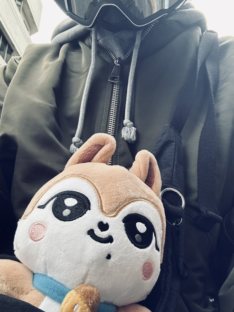 dfishworkstudio's tweet photo. 覺得快樂
#가을  #minive https://t.co/L2PByhYSez