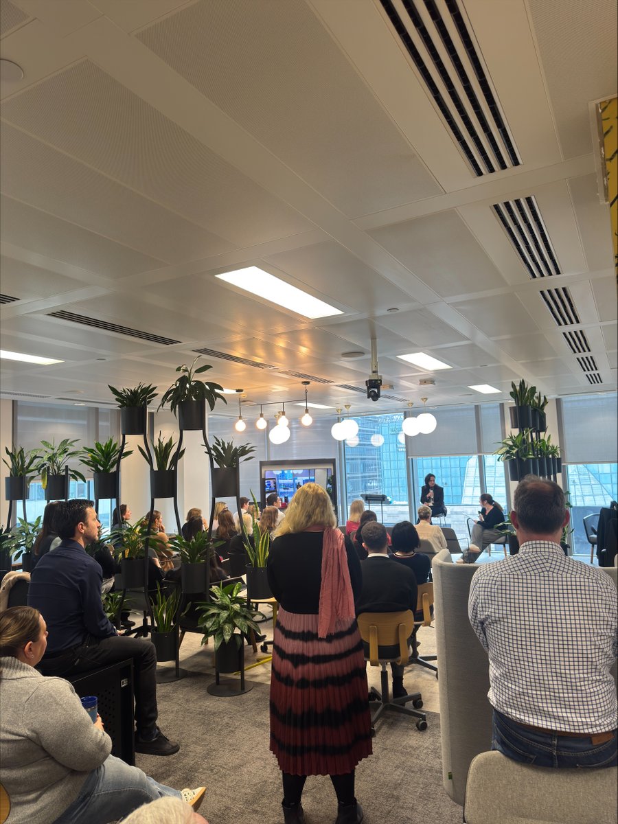 euNetworks tweet media