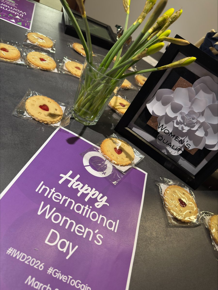 euNetworks tweet media