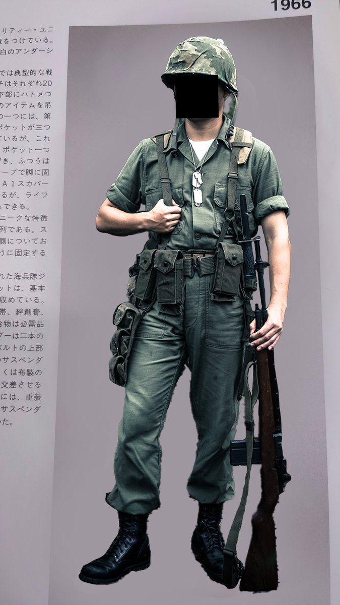 #原作の隣に自分のコス写を貼る