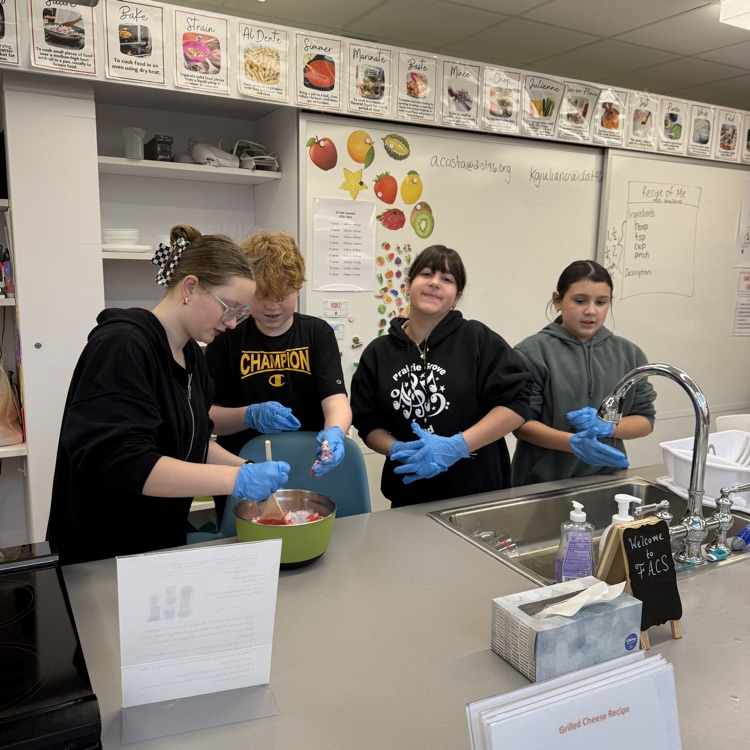 Prairie Grove CSD46 tweet media