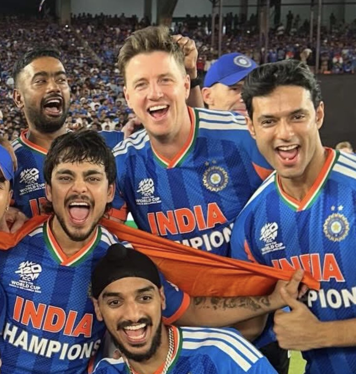 DONCRICKET's tweet image. HAPPY FOR #MorneMorkel - a quality human being….! #INDvNZ #worldcup #India 🇮🇳 🏏👏