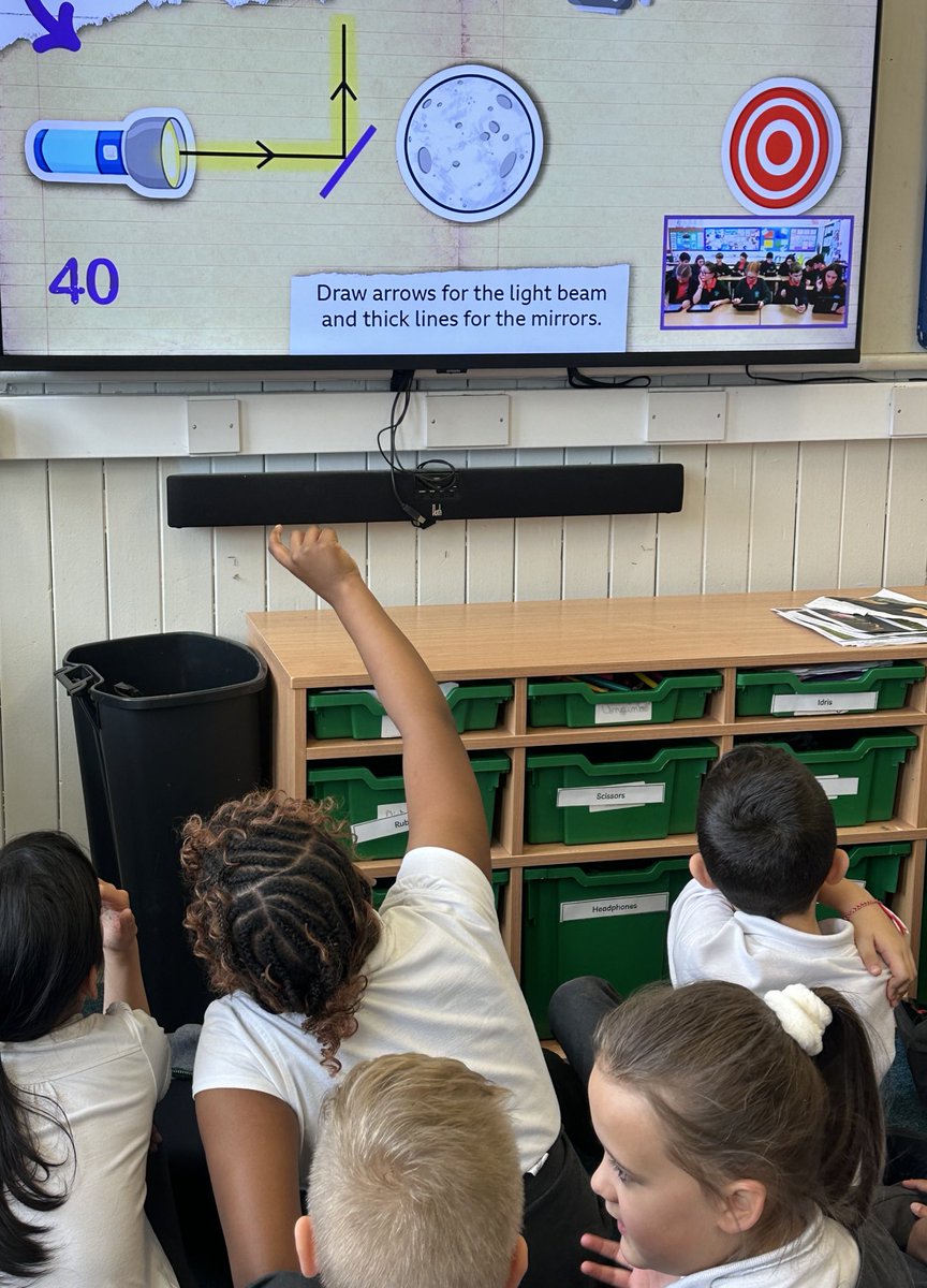 ManorParkSchSM1's tweet image. Year 4 celebrated Science Week by exploring the theme of Curiosity! The children researched exciting questions like ‘Can my pet hear what I’m saying?’ and discovered lots of interesting facts 🔬✨
#weareLEO #MPPAscience #BritishScienceWeek2026