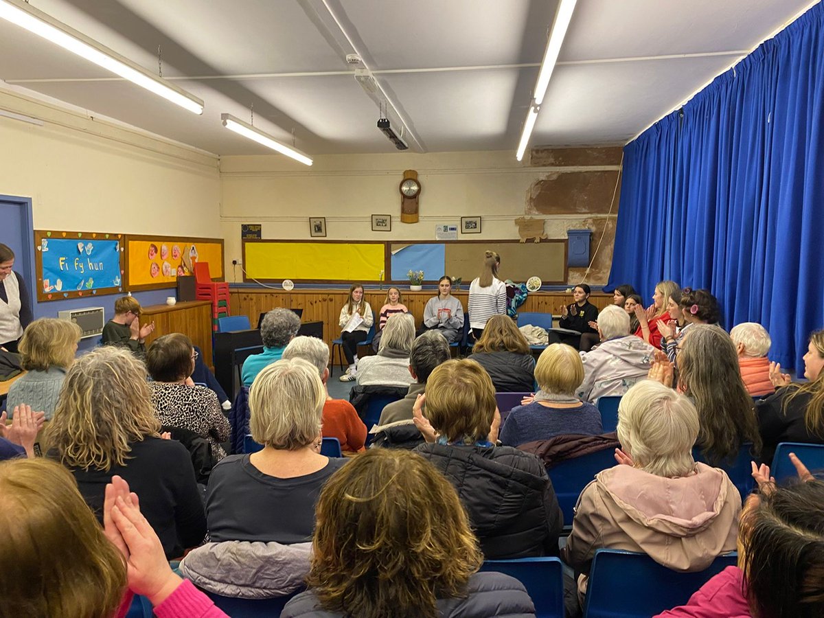 Merched y Wawr tweet media