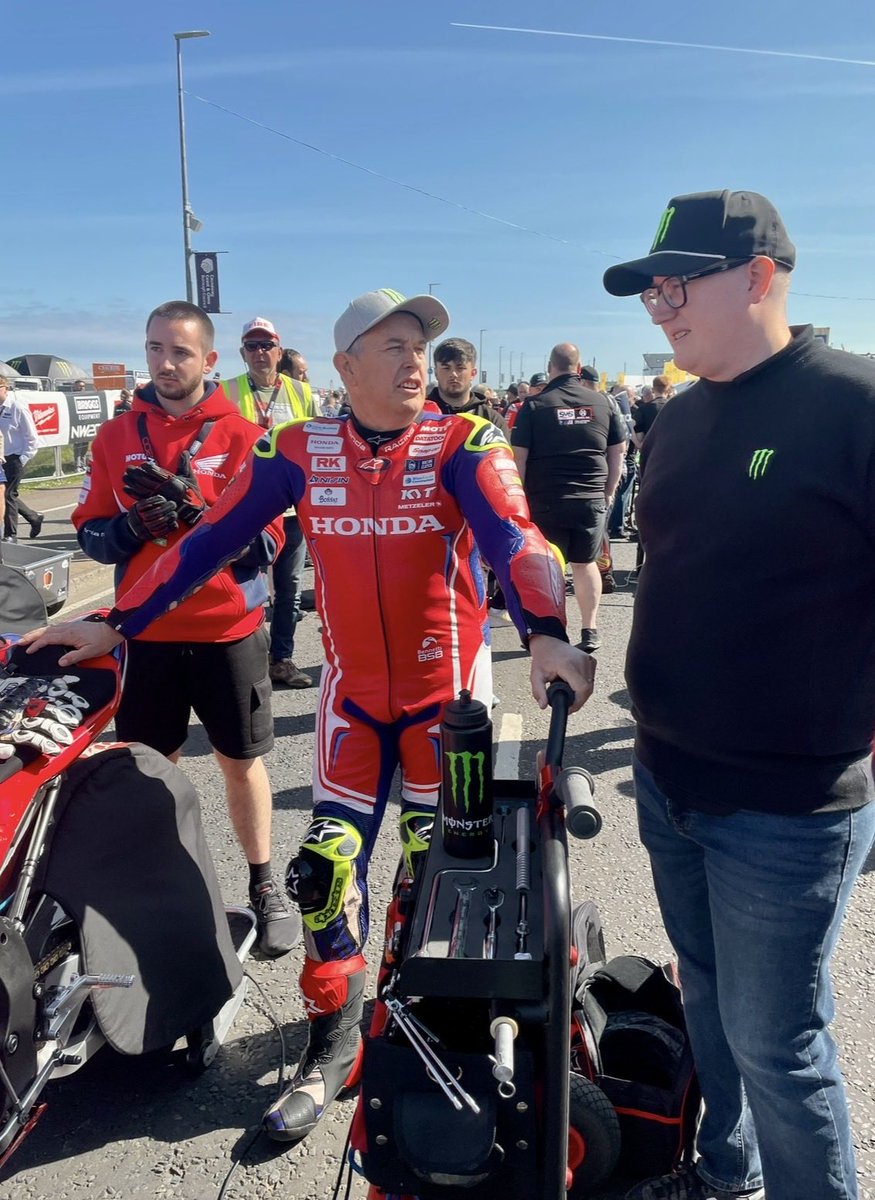 Rebecca McGuinness tweet media