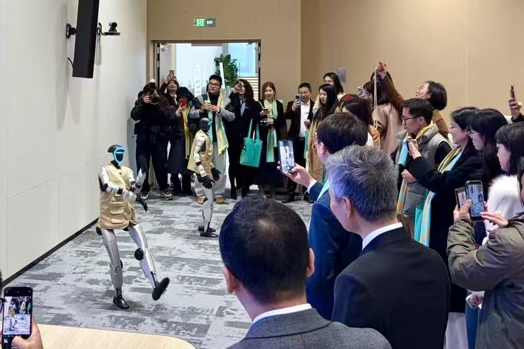 OpenDriveLab tweet media