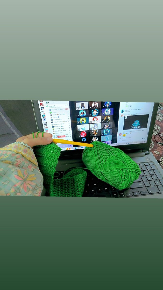 𝐂𝐀𝐍𝐃𝐘ᡣ𐭩 🐜🍭 tweet media