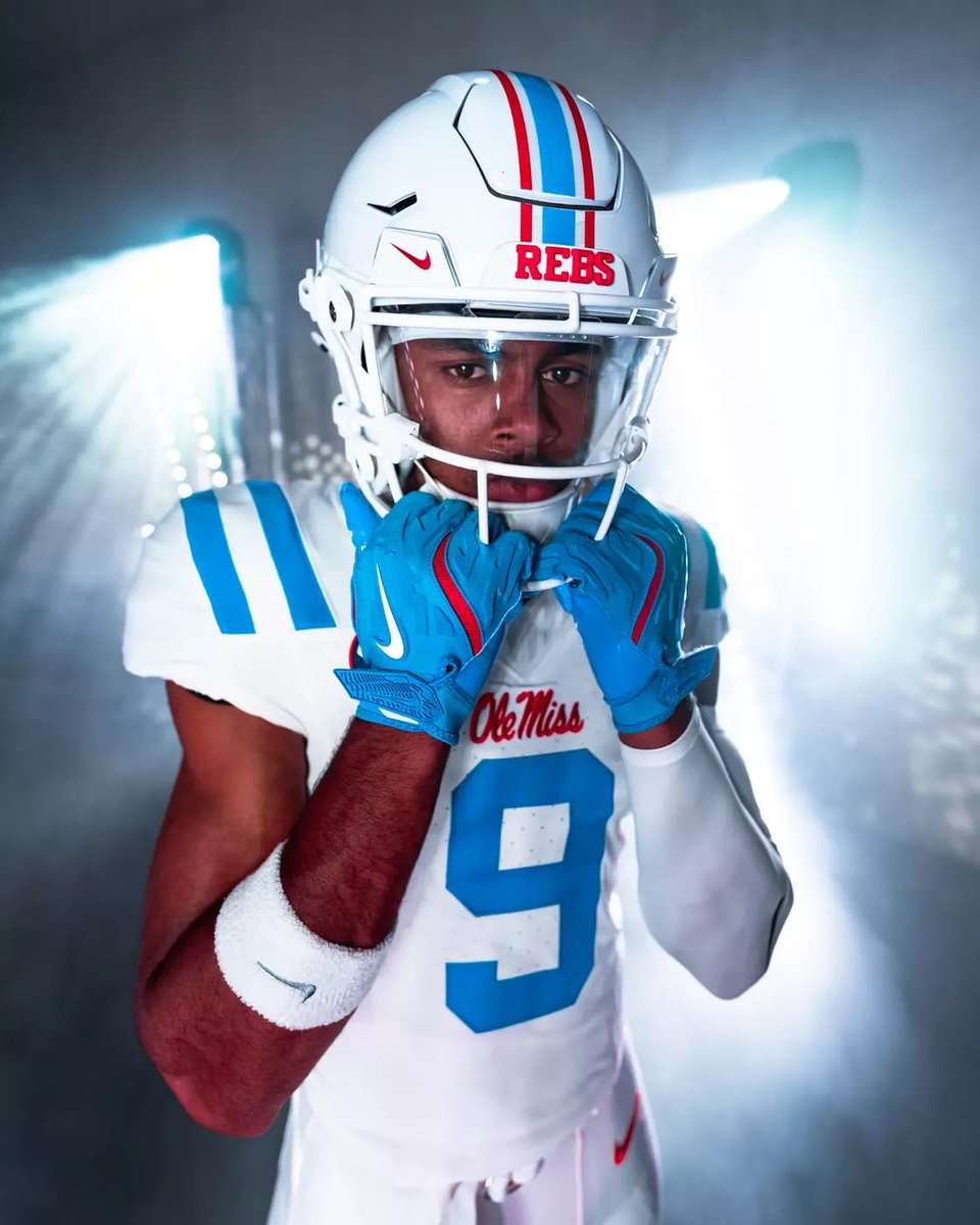Cam Szn 🫢🫳🏿 tweet media