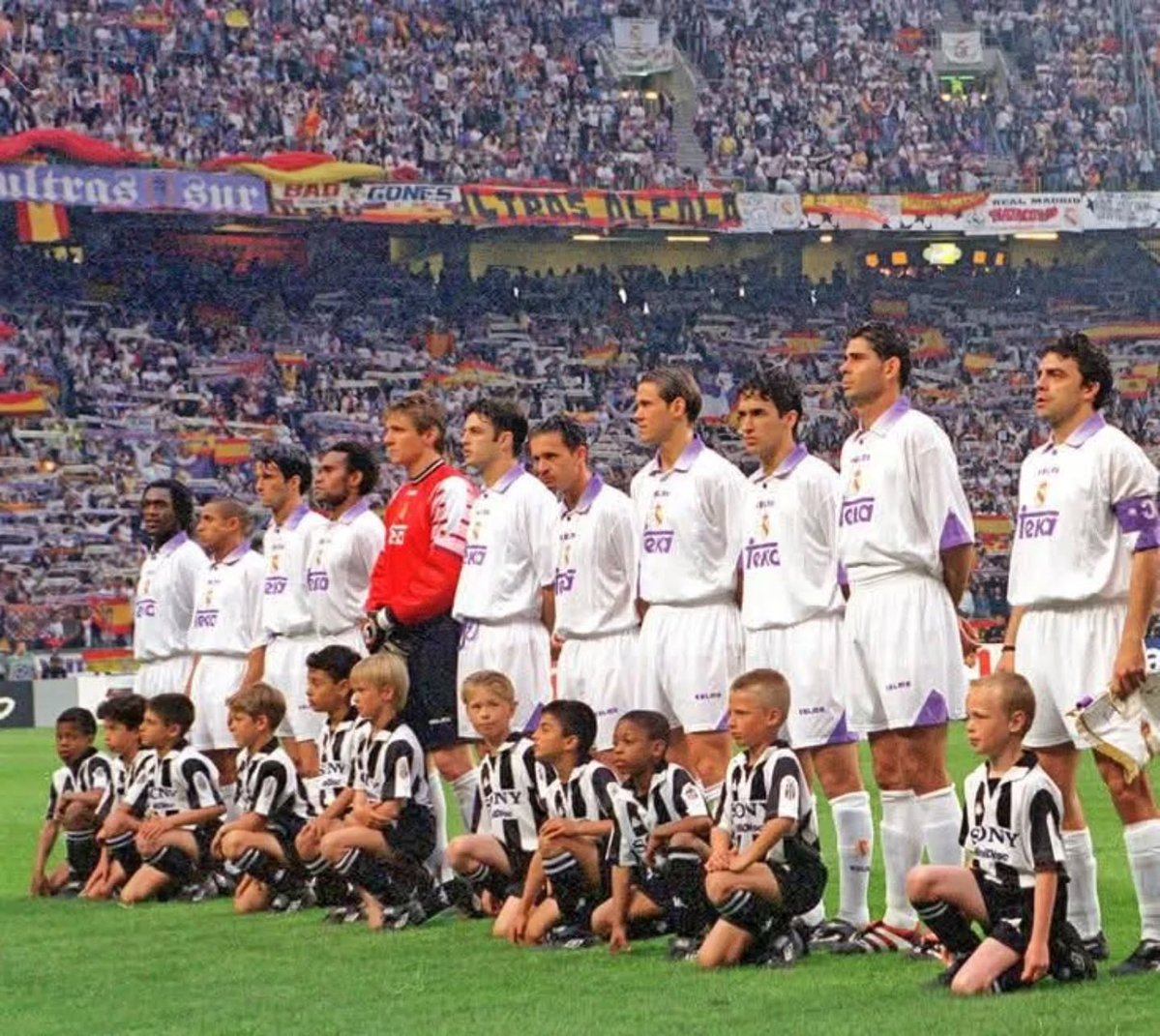 90s Football tweet media