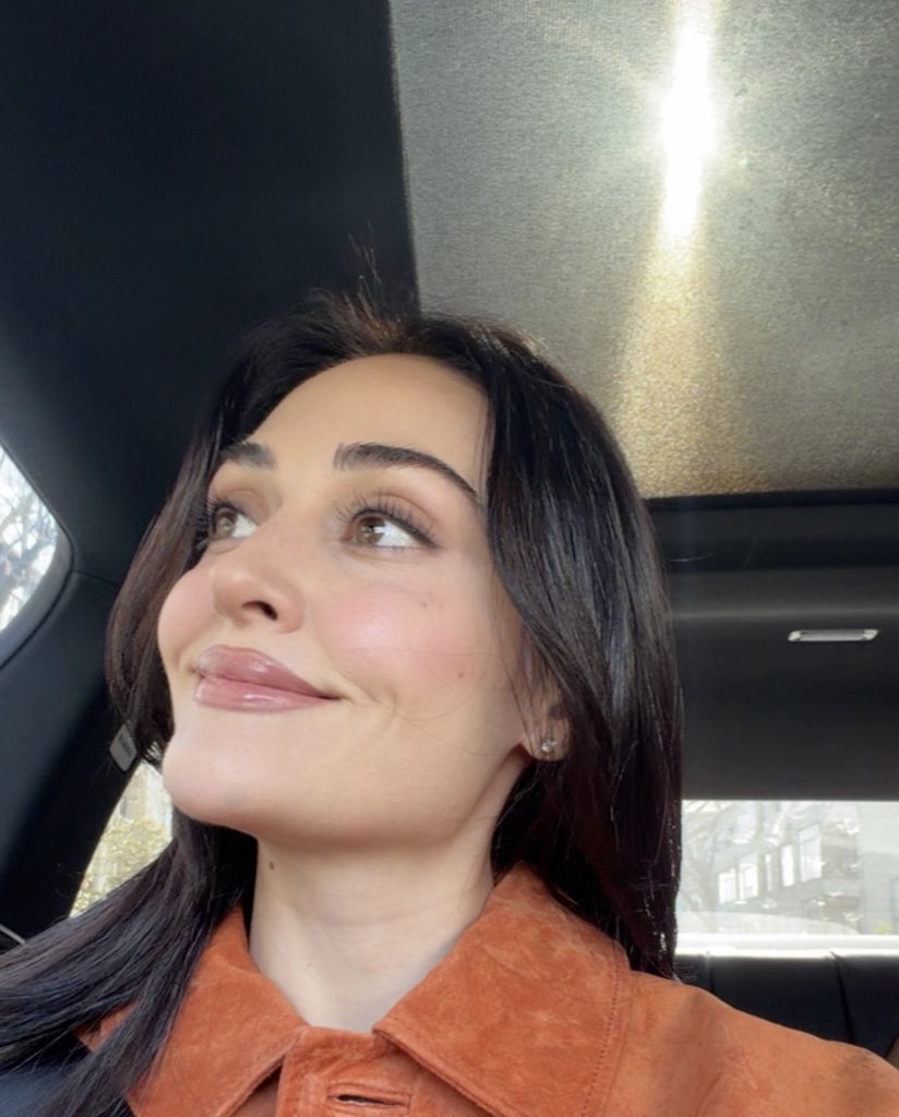elagozlumesra's tweet photo. “güneş saçımıza toka olmuş kızlar”🥹

            2019                                        2026 https://t.co/wJZ8d1fAN1