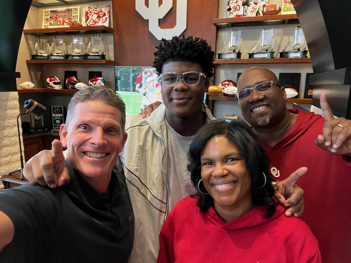 Kellan Hall tweet media