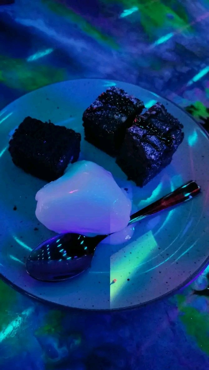 nidhi_fan1144's tweet image. Keeping yourself happy is the biggest challenge in life❤. for a few days. just stay busy with yourself. the more distance you keep from people the more peace you'll find in life 🧿

#LifeGoals 
#enjoytheview