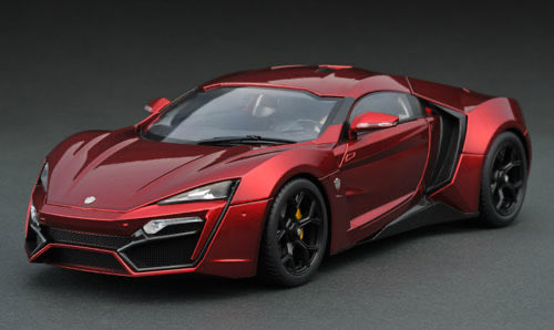 ライカンハイパースポーツのほうが