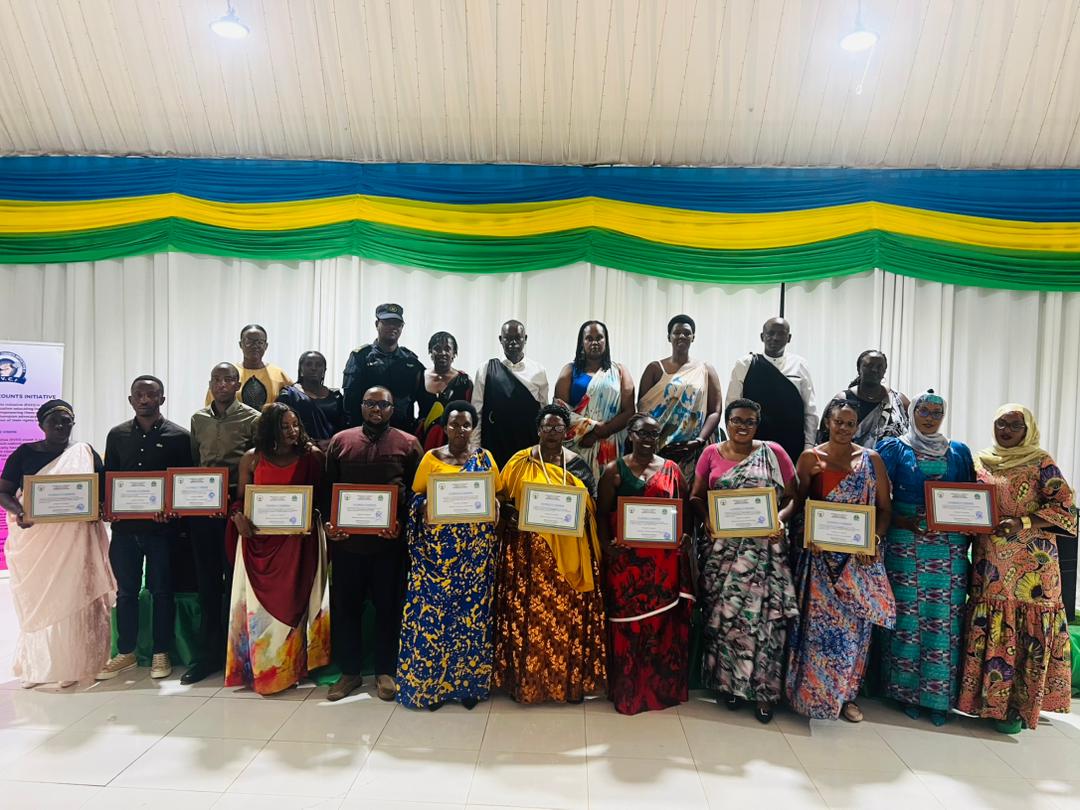 evcinitiative's tweet photo. 1/3 On this Sunday March 08th, The Leadership of EVCI joined the community of @Kinyinya_Sector in celebrating The International Women’s Day. As partner, EVCI reaffirmed its commitment to supporting and empowering women and girls particularly those from Vurnelable Community. https://t.co/1gsJtWleYG