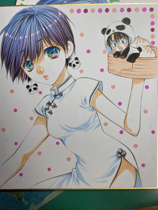 わあ!このパンダも尻尾が黒い〜 パンダの尻尾は白いんだって!