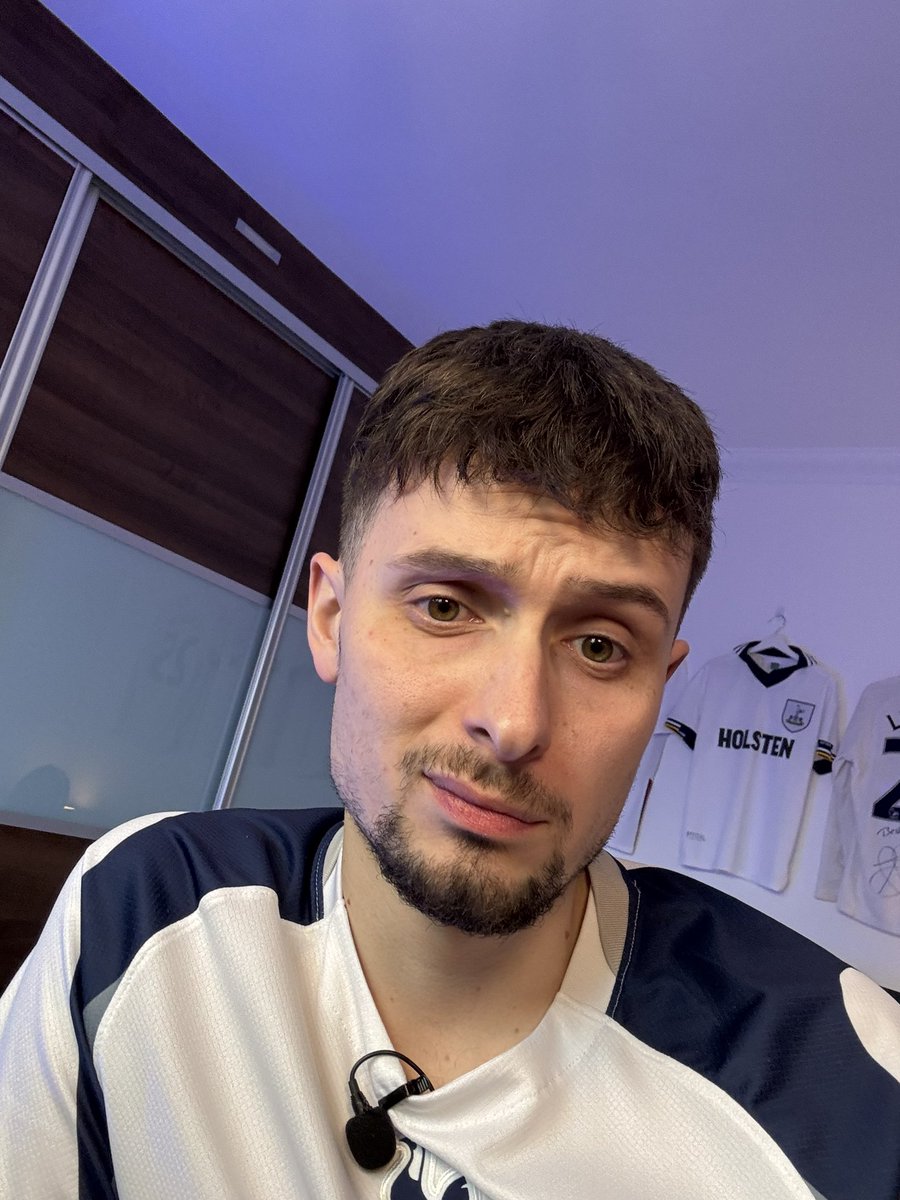 Hashtag House tweet media