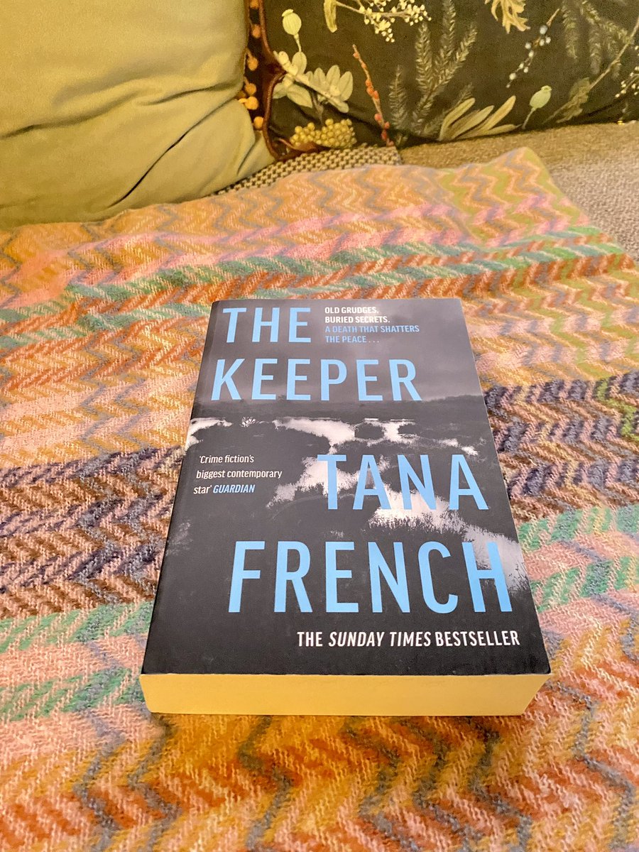 The Lotus Readers tweet media