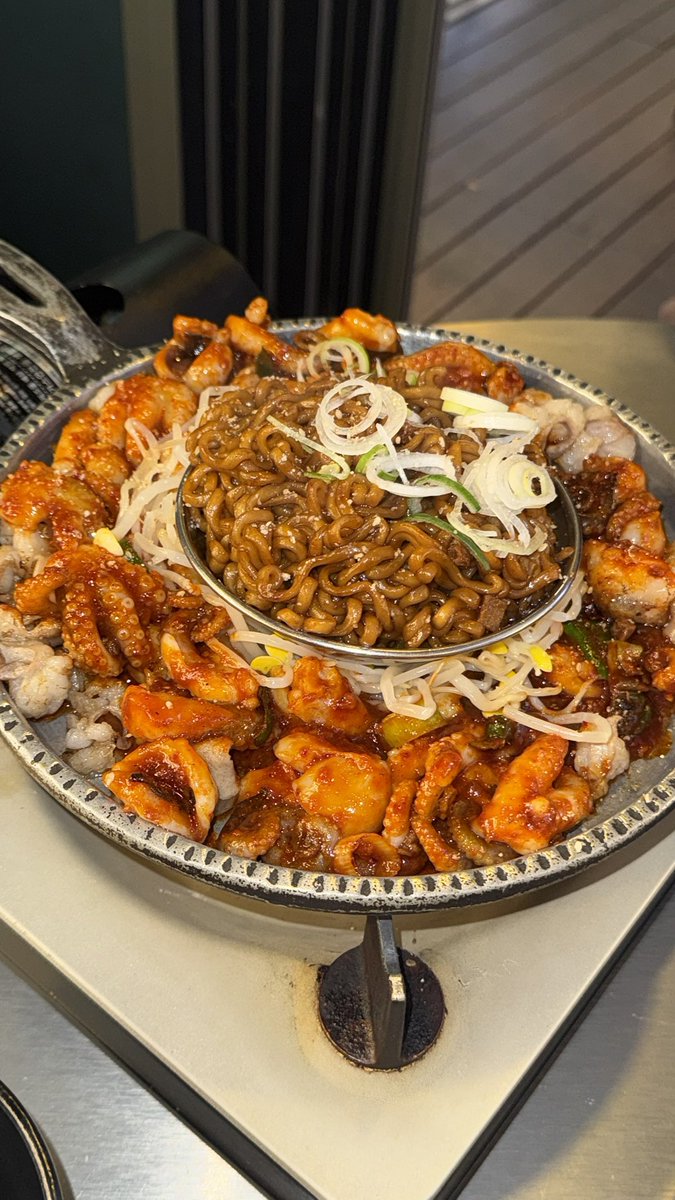 구집이 tweet media