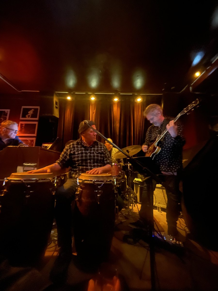 Sealseal tweet media