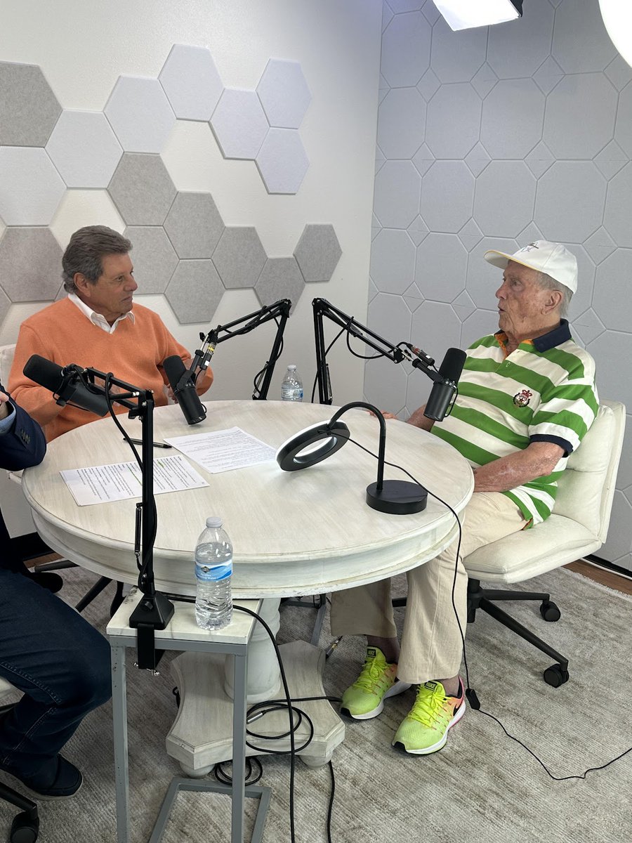 ThePatBoone tweet media