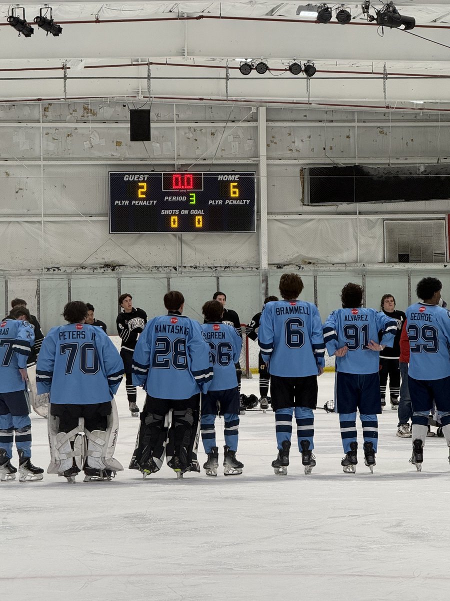 mjalvarezl's tweet photo. State Champions!! what a story. Came in as the eighth seed and eliminated seeds one through four. Fabulous weekend of hockey. Five straight wins in three days. Real proud of the boys, Manny J, and a great coaching staff. 🙏🏆🏒🥅 https://t.co/daWIFBlMZ4