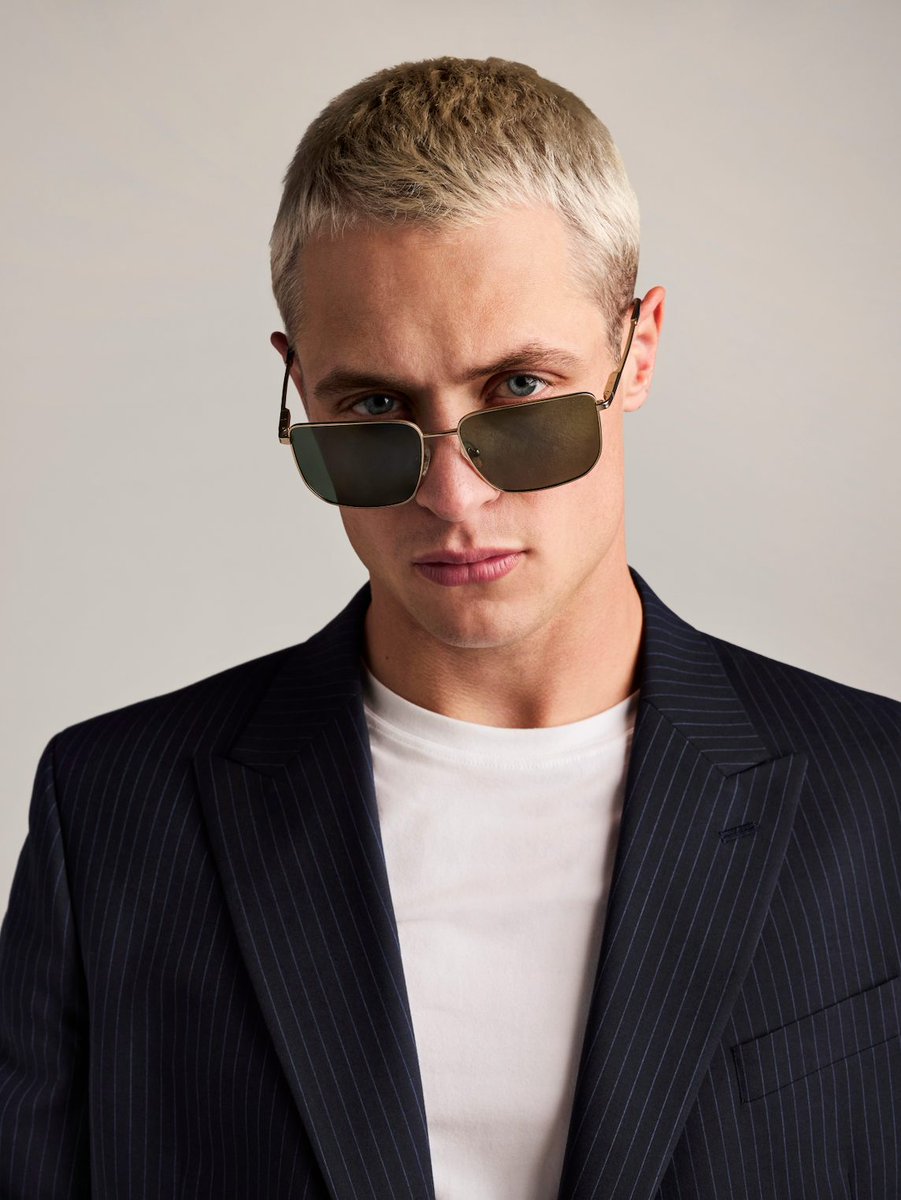 Kenneth Cole tweet media