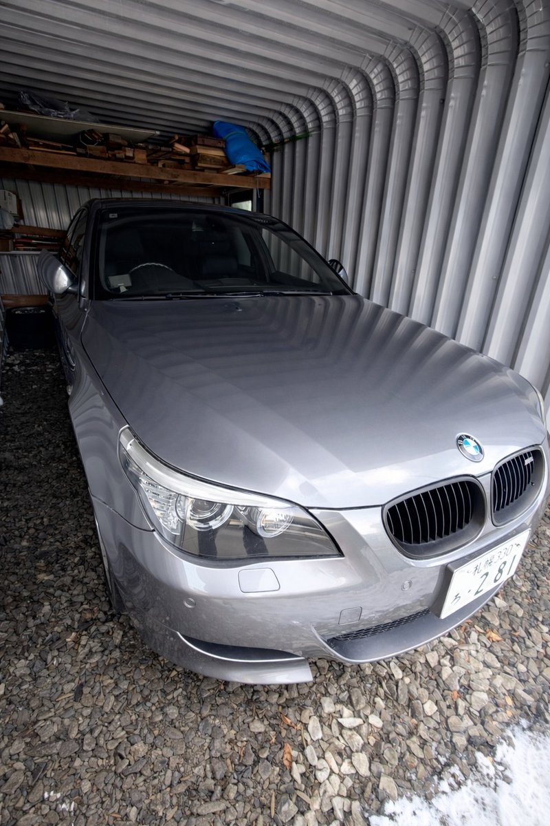 KORNA131's tweet photo. ガソリン200円突破しようとしてる時代に街乗りリッター2〜3kmの車を買ってしまったので、トランプとハネメイのケツからハイオク捻り出させてながら来日させるしか無くなってしまった https://t.co/k4XbPbxDo7