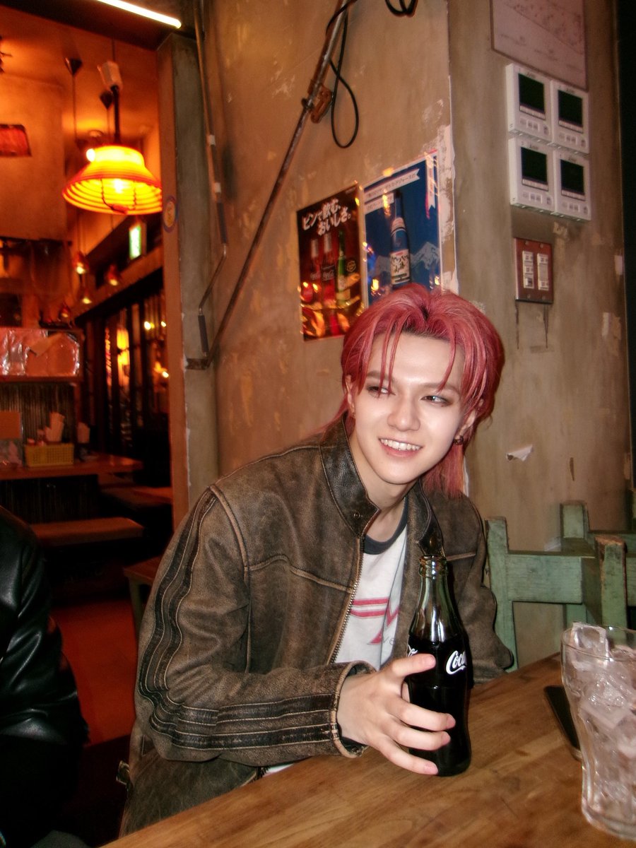 ONE OR EIGHT tweet media