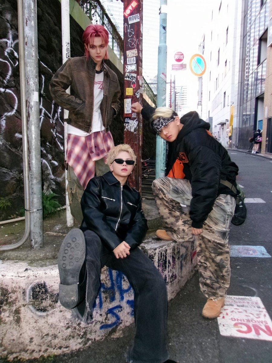 ONE OR EIGHT tweet media