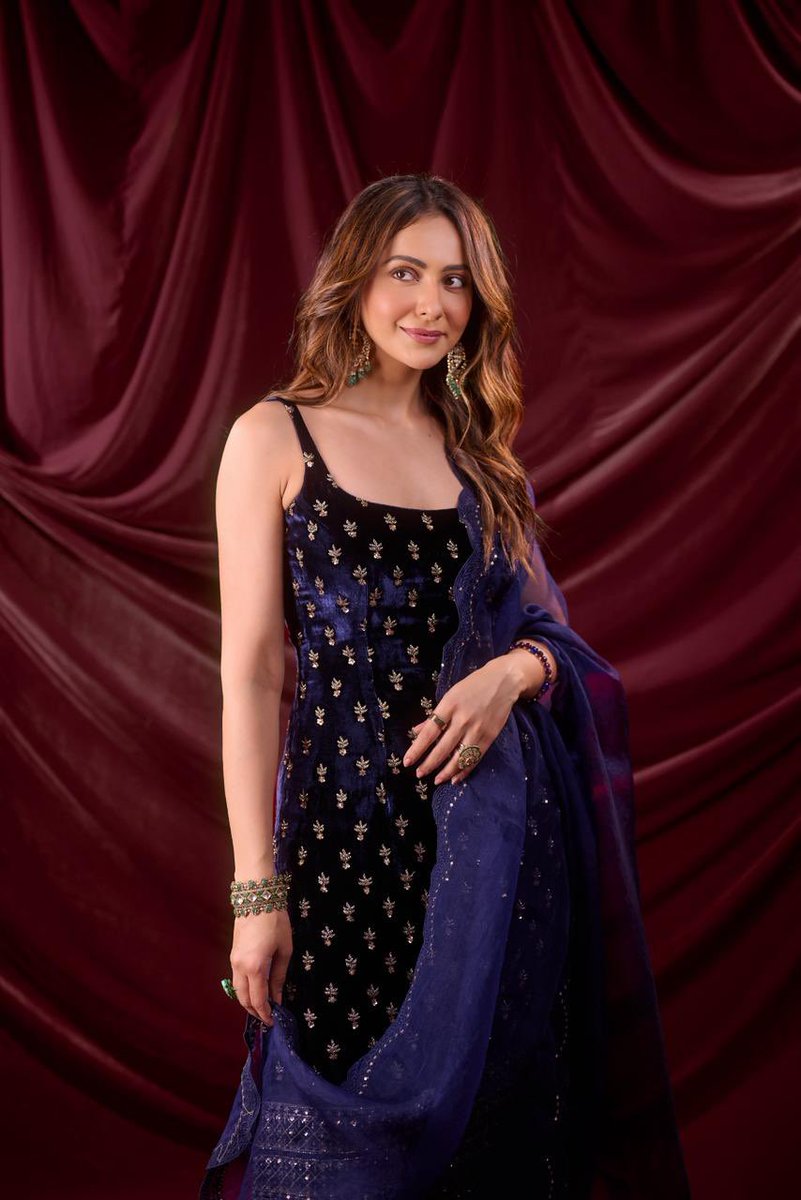 Rakul Singh tweet media