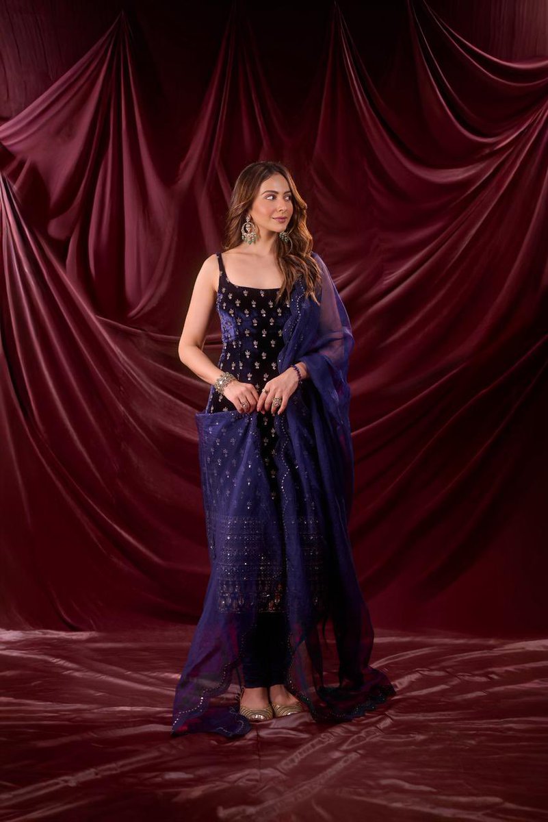 Rakul Singh tweet media