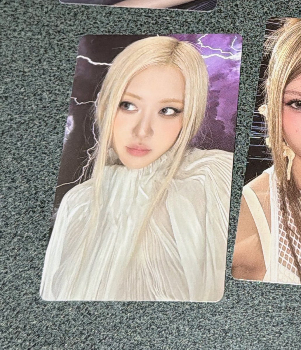 Rena🐰 tweet media