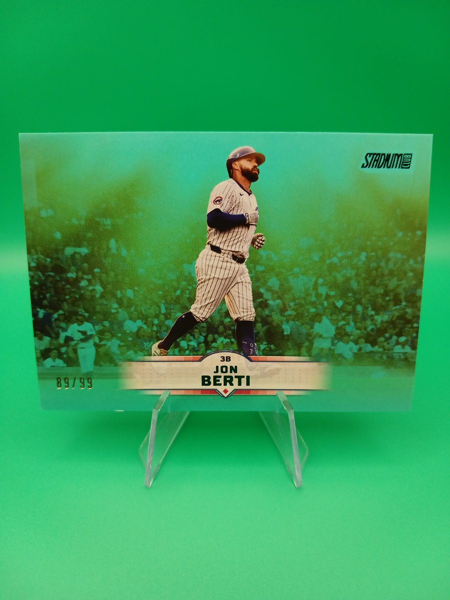 franckesnault's tweet photo. @Gylbret Une parallele  de Corey Seager d une  tins 3 packs🥚🥚🥚 series 1 2026, 2 belles  topps stadium 2025 pour ma PC et une parallel turquoise /99 @addict_cards @Gylbret #cardsaddict https://t.co/9nrgtx2XnD