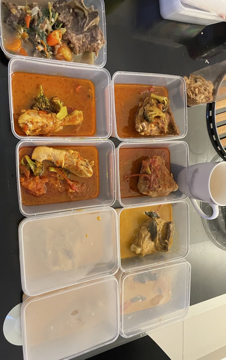 zzyonce's tweet photo. Ayam asam pedas
Siakap asam pedas
Ayam berlado
Ayam merah
Ayam kicap
Ayam plum KA
Paprik ayam
Gulai ayam
Sup tulang
Ayam tumis berkuah
Combo KA

Gambar first batch bekal lupa snap. Ok la. Aku akan pencen setahun. https://t.co/1CkRfe6YIY
