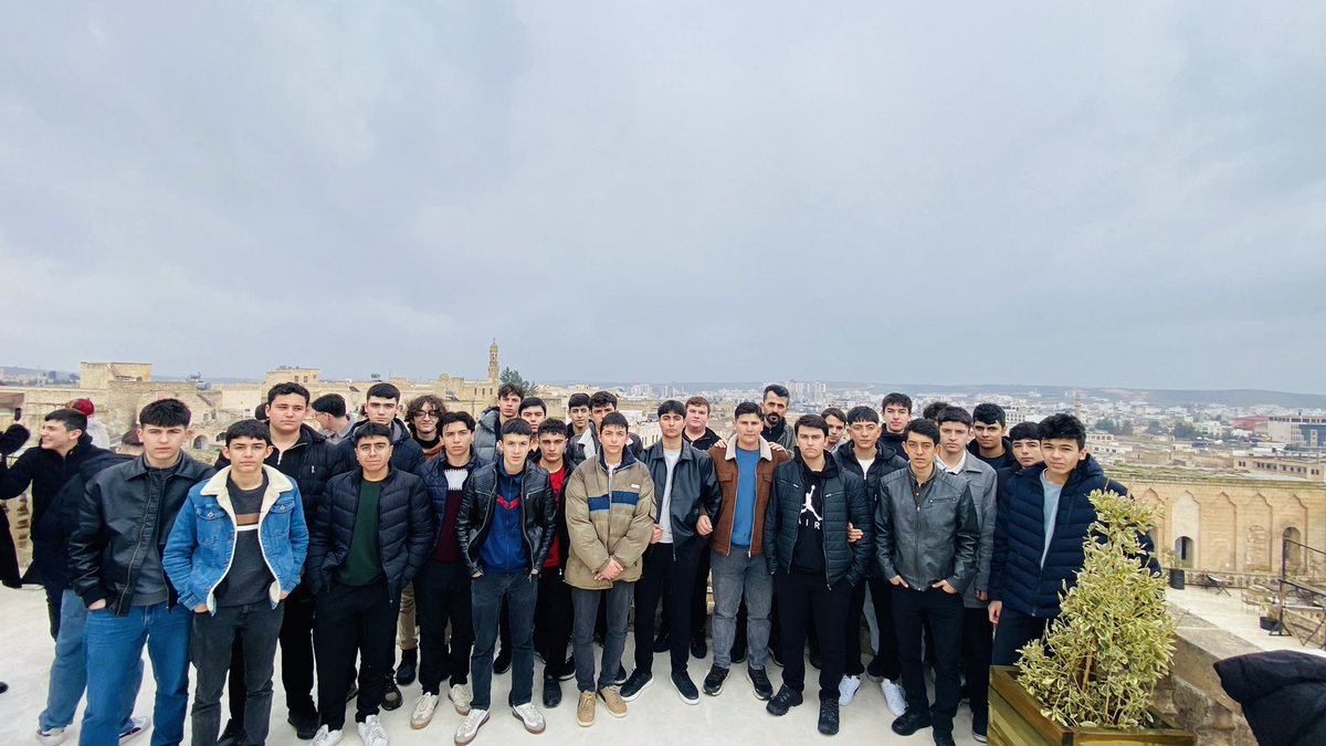 GSB_MarasGM's tweet photo. Medeniyet, Tarih ve Kültür Kampları kapsamında; Medeniyetin İzinde Yürüyen Genç Adımlar Hasankeyf Gençlik Kampı’nda.
Tarihin izleriyle buluşan bu yolculuk, kadim Hasankeyf’in eşsiz atmosferinde kültür ve medeniyetle iç içe anlamlı bir deneyime dönüşüyor. 🌍🏛️ https://t.co/kPSwRkkZXr