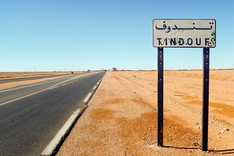 🧵 The most dangerous area in Africa right now is Tindouf. This region hosts transnational crime groups supported by Algeria and Iran, such as the Polisario Front which attacks Morocco. 

In addition to other armed movements linked to attacks against civilians in the Sahel.