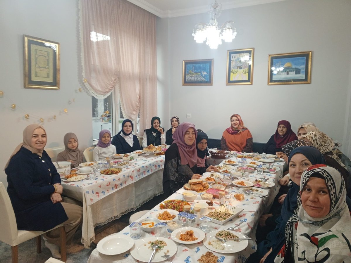 map_denizli's tweet photo. Mirasımız Kudüs derneğinin Geleneksel Kudüs İftarına katılım sağladık
🌙 #Mehir #Ramazan #Aile https://t.co/0PQke4hpYq