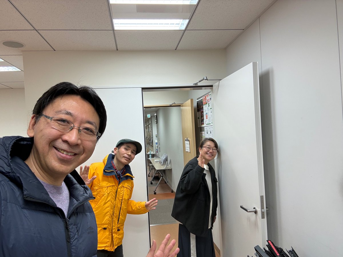 トライトーン Official tweet media
