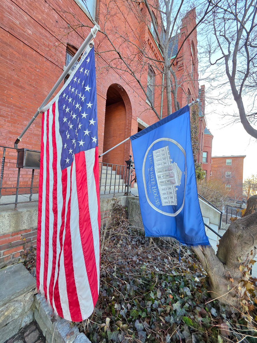 Only In Boston tweet media