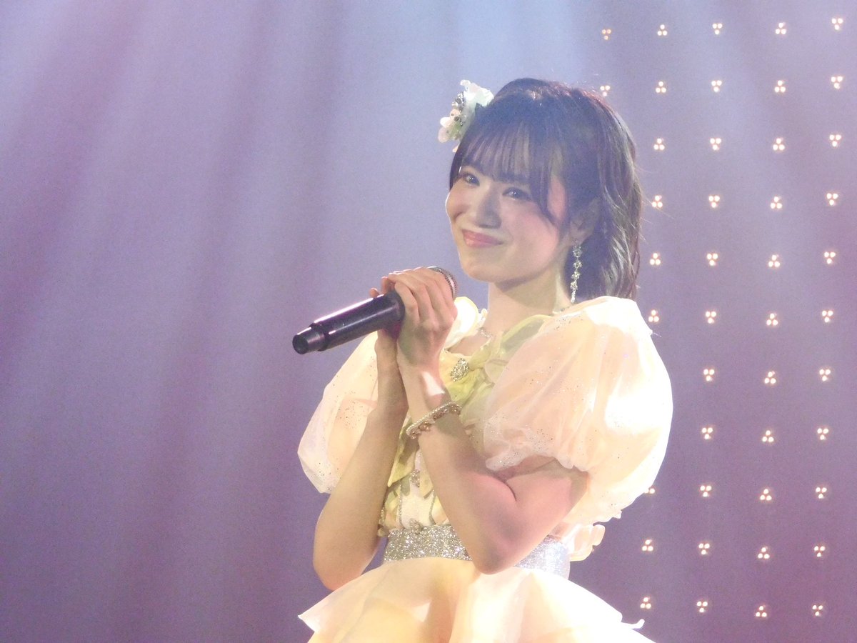 nmb48_official's tweet photo. 【青春！#恋のDestination公演 】
#水田詩織卒業公演🎓

著書の出版やイベント出演と好きな事を形にした水田🐵

決して順風満帆ではなかった約10年間のアイドル活動の中で自分の好きを貫き通し、努力し続ける大切さを教えてくれました。

卒業後も優しい笑顔で幸せを築いてください！卒業おめでとう🌸 https://t.co/f6juJVg1Pb