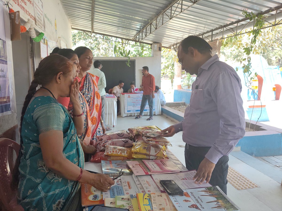 આજ રોજ ચીકટિયા ખાતે સેવા સેતુ કાર્યક્રમ યોજવામાં આવ્યો જેમાં આઈ. સી. ડીએસ દ્વારા સ્ટોલ અને આધારકાર્ડ ની કામગીરી કરવામાં આવી.ચીકટિયા સેજો પીંપરી આહવા ઘટક ૧