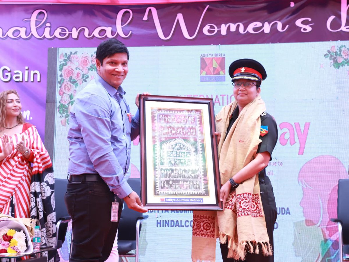 suryacommand's tweet image. "𝗘𝗺𝗽𝗼𝘄𝗲𝗿𝗶𝗻𝗴 𝗰𝗼𝗺𝗺𝘂𝗻𝗶𝘁𝗶𝗲𝘀, 𝗜𝗻𝘀𝗽𝗶𝗿𝗶𝗻𝗴 𝗰𝗵𝗮𝗻𝗴𝗲."

As a tribute to #InternationalWomensDay 2026, Col Shweta Prabhati from #AAD College, #Gopalpur graced the celebrations at Aditya Alumina Refinery, a unit of #AdityaBirlaGroup at #Kansariguda,