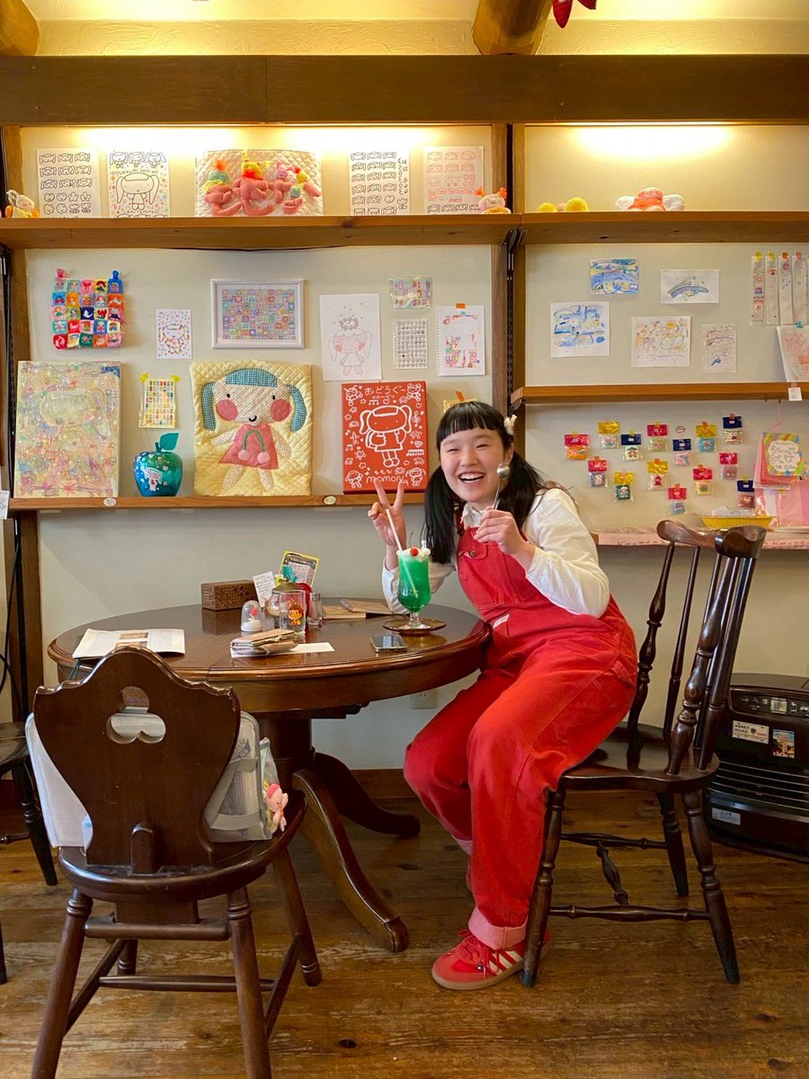 ももな tweet media