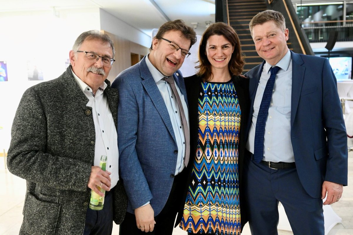 Tanja Schweiger tweet media