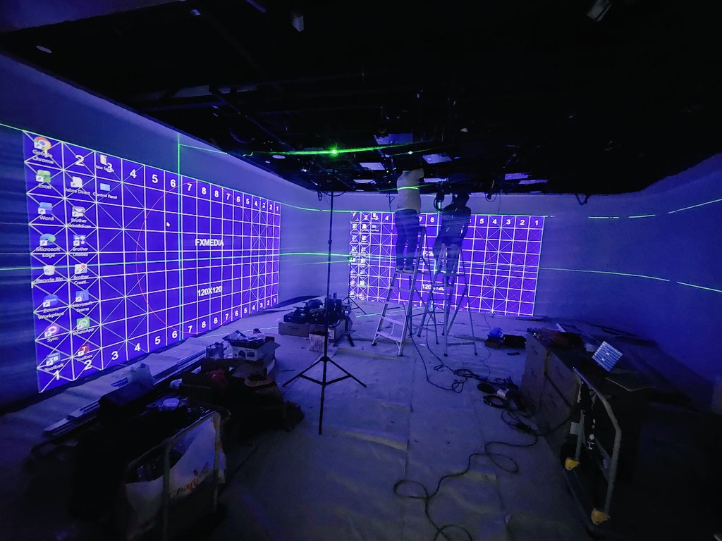 LividEye Yoshikawa tweet media