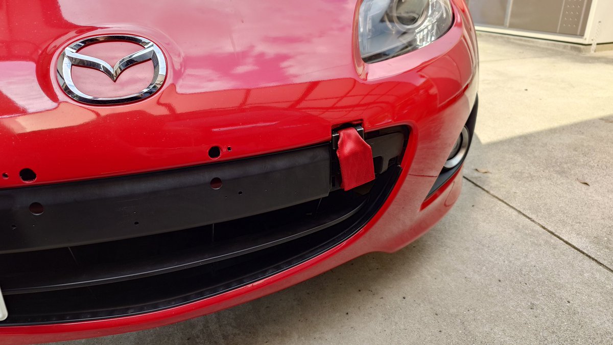 まえごん tweet media